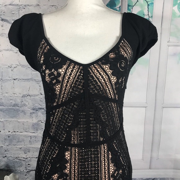 Free People Black Lace Mini Dress Sz 4 (S02) - Picture 2 of 7